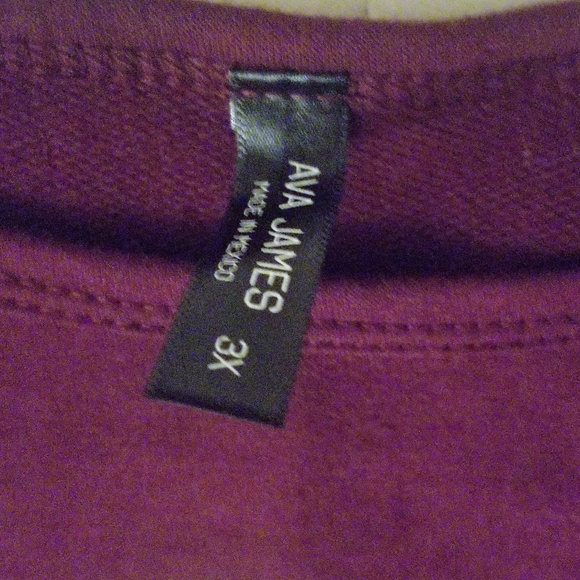 Womens plus top - Picture 7 of 9